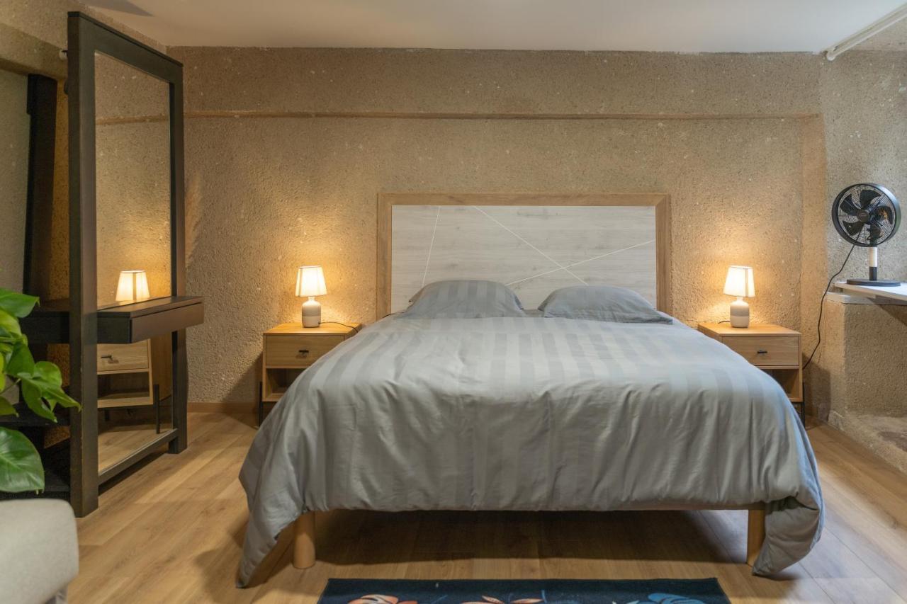 Le Place Du Bourg Appartement T2 Centre Historique Rodez Eksteriør billede
